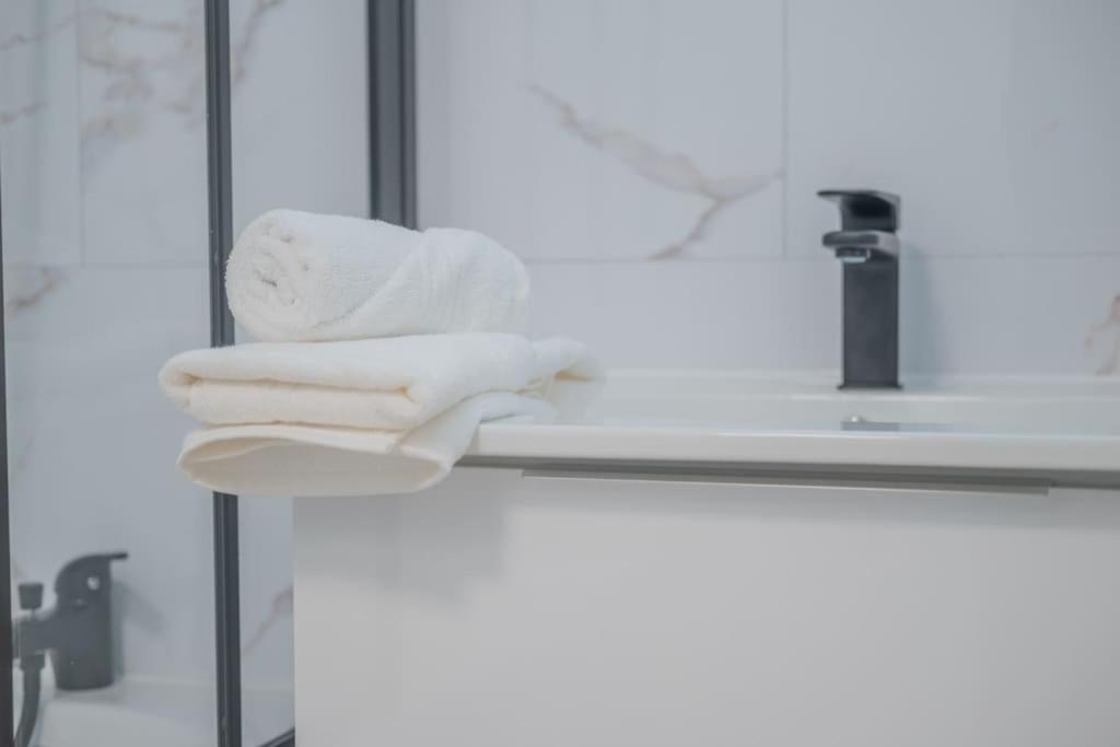 L'Ange Au Sourire Apartment แร็งส์ ภายนอก รูปภาพ